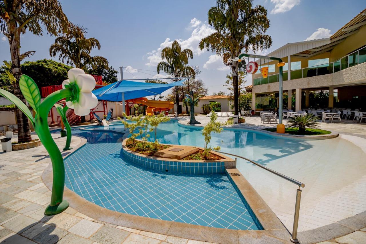 Diroma Resort Com Um Dia No Acqua Park Caldas Novas Buitenkant foto