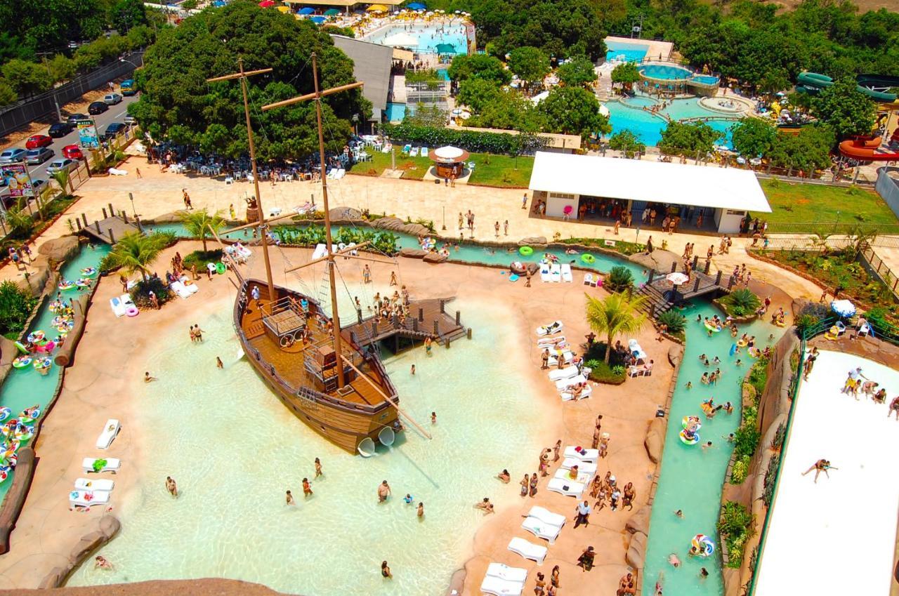 Diroma Resort Com Um Dia No Acqua Park Caldas Novas Buitenkant foto