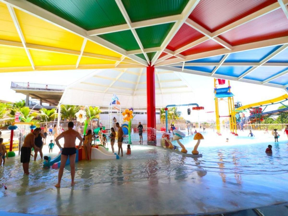 Diroma Resort Com Um Dia No Acqua Park Caldas Novas Buitenkant foto