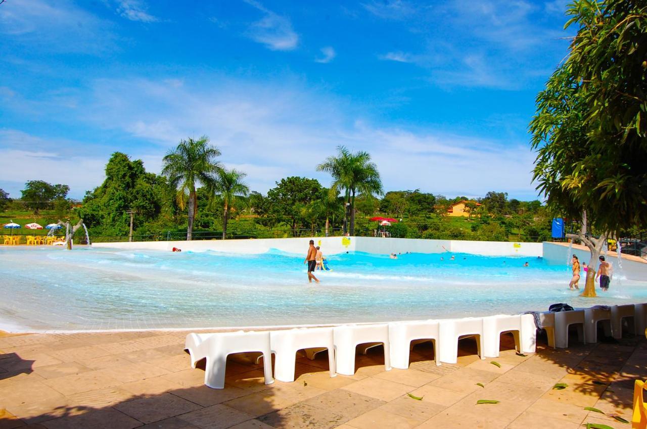 Diroma Resort Com Um Dia No Acqua Park Caldas Novas Buitenkant foto